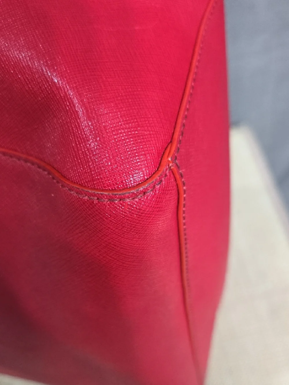 EUC Tory Burch Red Saffiano Tote with Gold Logo